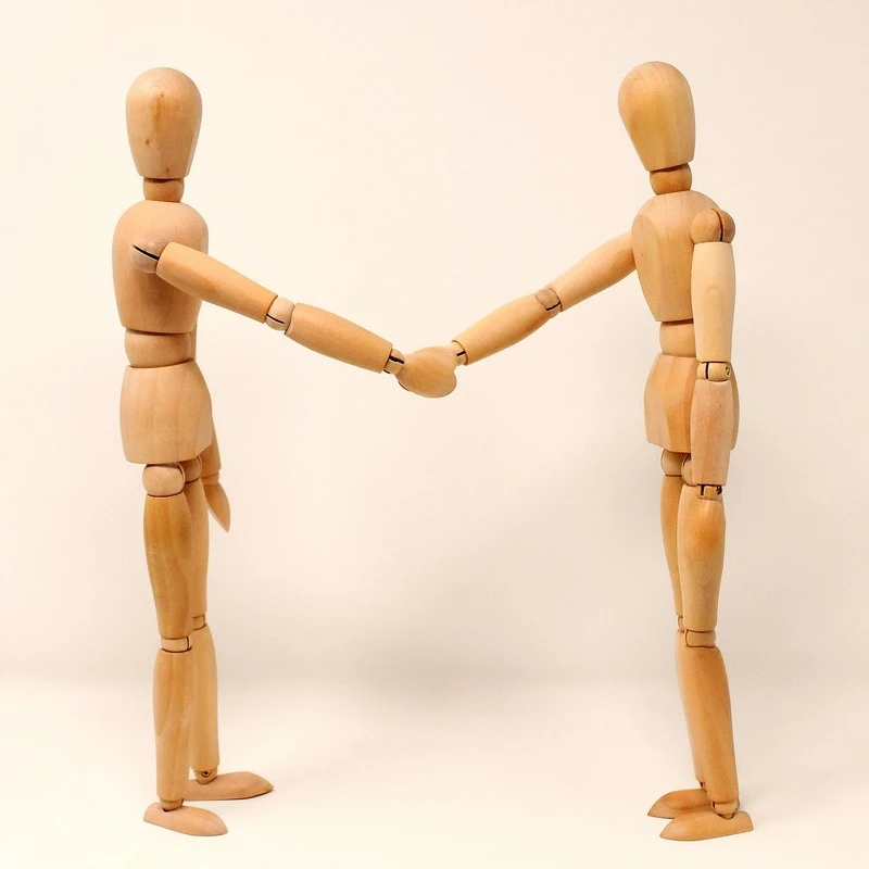shake-hands-g2710f6db1_1920